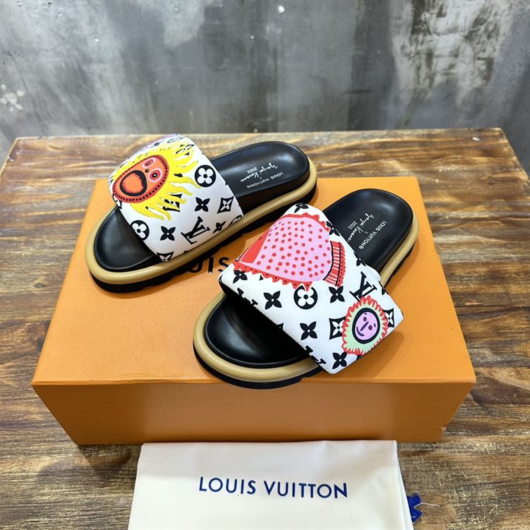 LOUIS VUITTON POOL PILLOW FLAT COMFORT MULE - S103