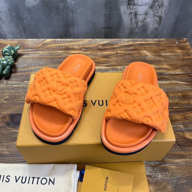 LOUIS VUITTON POOL PILLOW FLAT COMFORT MULE - S109