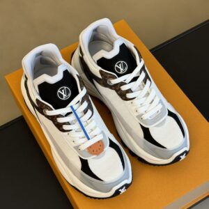 LOUIS VUITTON RUN 55 SNEAKER - L131