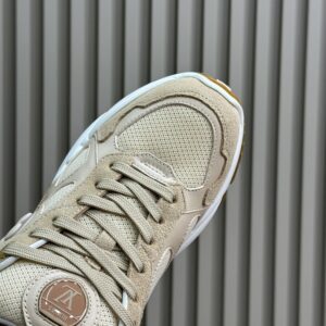 LOUIS VUITTON RUN 55 SNEAKER BEIGE - L112