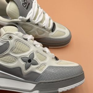 LOUIS VUITTON SKATE SNEAKER GREY - L097