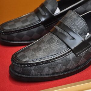 LOUIS VUITTON SORBONNE LOAFER - T049