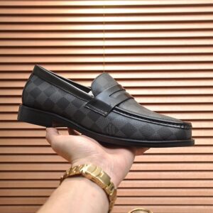 LOUIS VUITTON SORBONNE LOAFER - T049