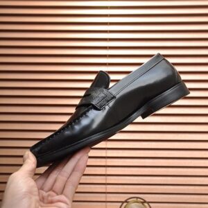 LOUIS VUITTON SORBONNE LOAFER - T050