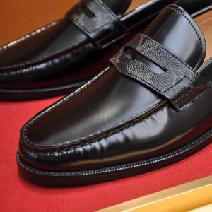 LOUIS VUITTON SORBONNE LOAFER - T050