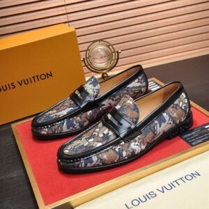 LOUIS VUITTON SORBONNE LOAFER - T057