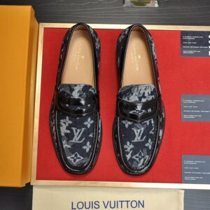 LOUIS VUITTON SORBONNE LOAFER - T058