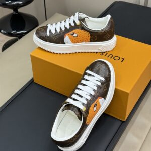 LOUIS VUITTON TIME OUT SNEAKER - L101