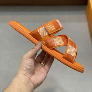 LOUIS VUITTON VENICE MULE - S037