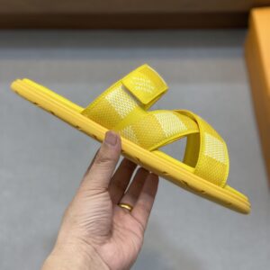 LOUIS VUITTON VENICE MULE - S042