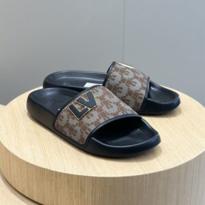 LOUIS VUITTON WATERFRONT MULE - S093