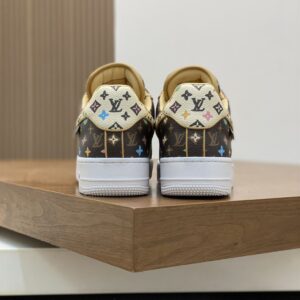 LOUIS VUITTON X NIKE AIR FORCE 1 SNEAKER - L105