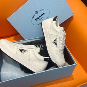 PRADA DOWNTOWN LEATHER SNEAKERS WHITE BLACK - P030