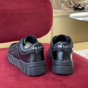 PRADA VOLUMINOUS SNEAKERS BLACK - P059