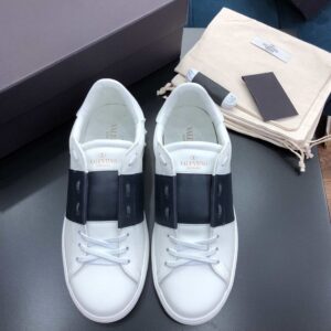 VALENTINO CALFSKIN OPEN SNEAKER - TM034