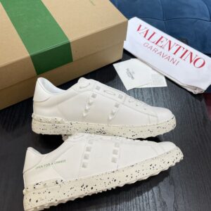 VALENTINO GARAVANI OPEN FOR A CHANGE SNEAKERS - TM046