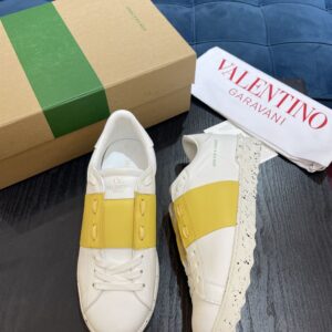 VALENTINO GARAVANI OPEN FOR A CHANGE SNEAKERS - TM047