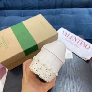 VALENTINO GARAVANI OPEN FOR A CHANGE SNEAKERS - TM047