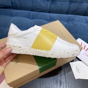 VALENTINO GARAVANI OPEN FOR A CHANGE SNEAKERS - TM047