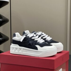 VALENTINO ONE STUD XL LOW-TOP SNEAKER IN NAPPA LEATHER AND JACQUARD TOILE ICONOGRAPHE TECHNICAL FABRIC - TM010