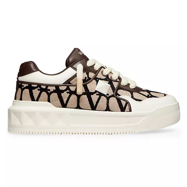 ALENTINO ONE STUD XL LOW-TOP SNEAKER IN NAPPA LEATHER AND TOILE ICONOGRAPHE FABRIC - TM026