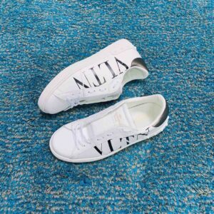 VALENTINO OPEN SNEAKER WITH VLTN LOGO - TM028