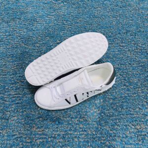 VALENTINO OPEN SNEAKER WITH VLTN LOGO - TM028