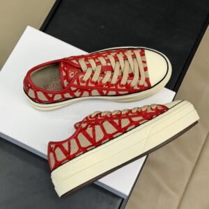 VALENTINO TOILE ICONOGRAPHE TOTALOOP LOW-TOP SNEAKER - TM020