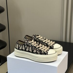 VALENTINO TOILE ICONOGRAPHE TOTALOOP LOW-TOP SNEAKER - TM021