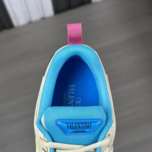 VALENTINO VLOGO EASYJOG LOW-TOP SNEAKER IN CALFSKIN AND FABRIC - TM003