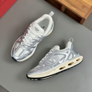 VALENTINO VLOGO EASYJOG SNEAKER IN MIRROR AND FABRIC - TM004