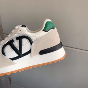 VALENTINO VLOGO PACE LOW-TOP SNEAKER IN SPLIT LEATHER FABRIC AND CALF LEATHER - TM025