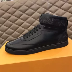 LOUIS VUITTON PASSENGER SNEAKER BOOT - L156