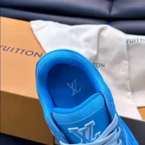 LOUIS VUITTON TRAINER SNEAKERS IN BLUE - L154